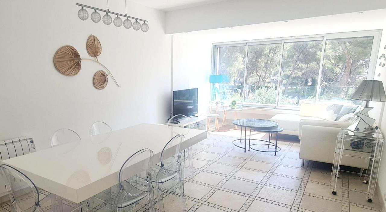 Superbe Appartement Dans Cadre D'Exception - Piscine, Plage Et Tennis Prive Bandol Exterior photo