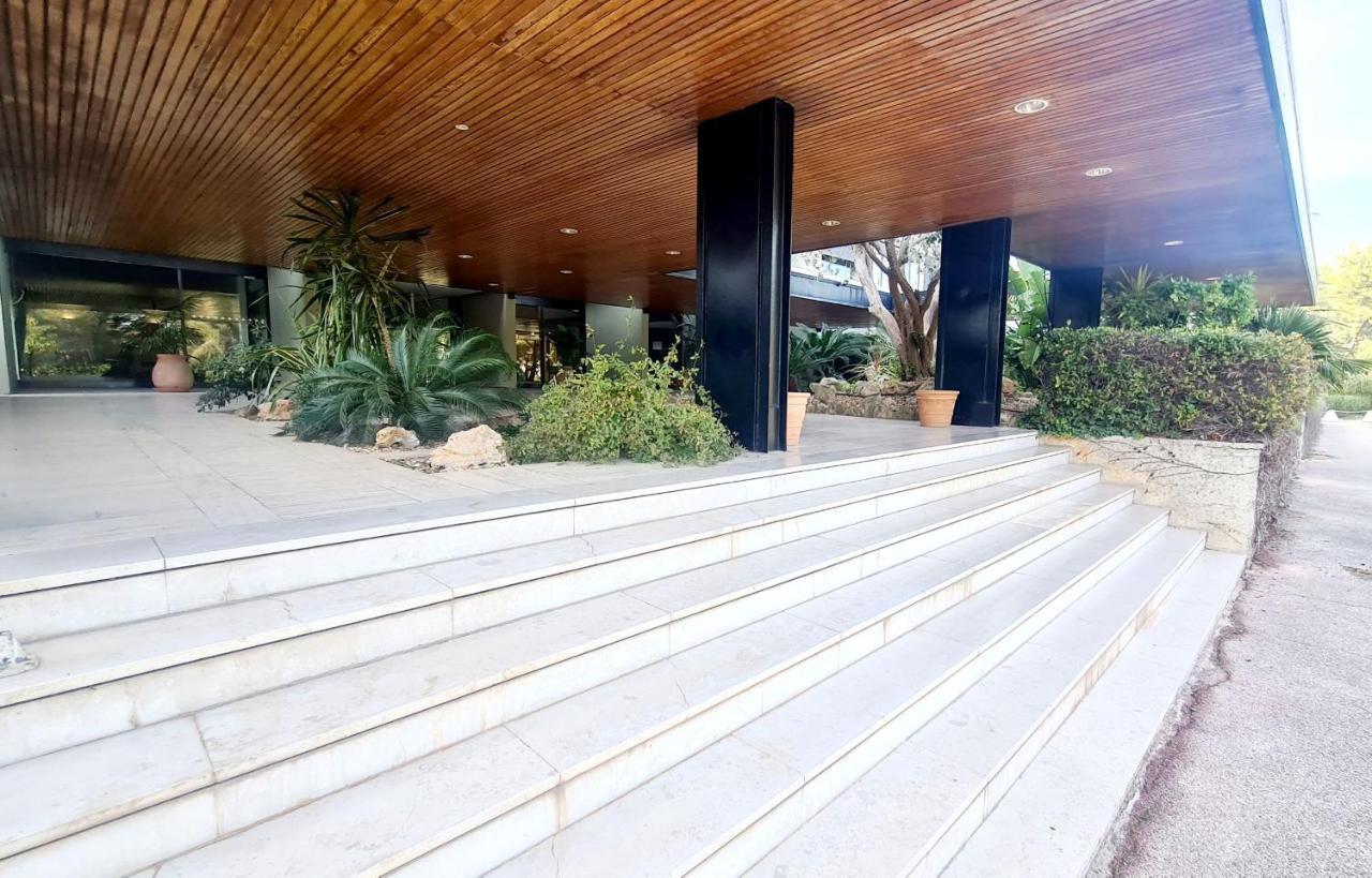 Superbe Appartement Dans Cadre D'Exception - Piscine, Plage Et Tennis Prive Bandol Exterior photo