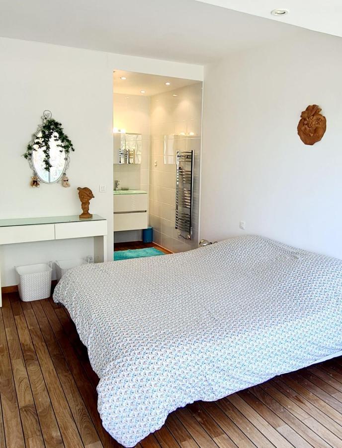 Superbe Appartement Dans Cadre D'Exception - Piscine, Plage Et Tennis Prive Bandol Exterior photo